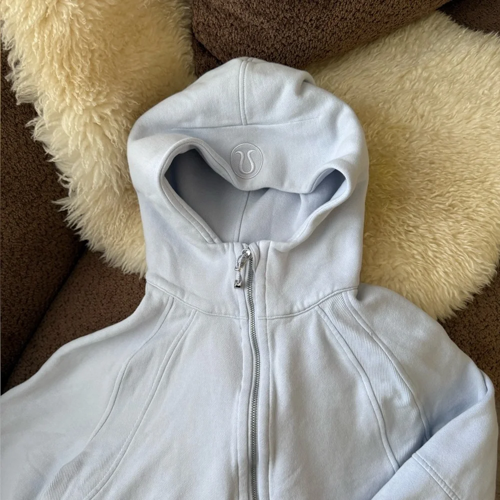 lululemon athletica size medium